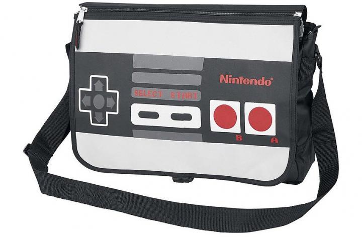 Bandolera con dise&ntilde;o retro de mando NES