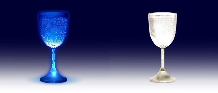 Copas brillantes y llenas de color