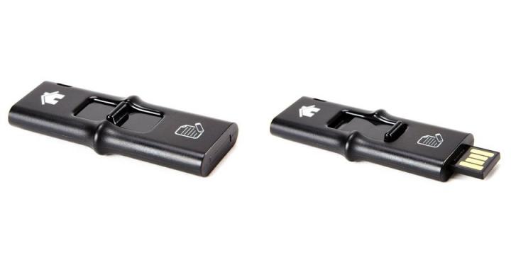 Doble pendrive de 8 GB