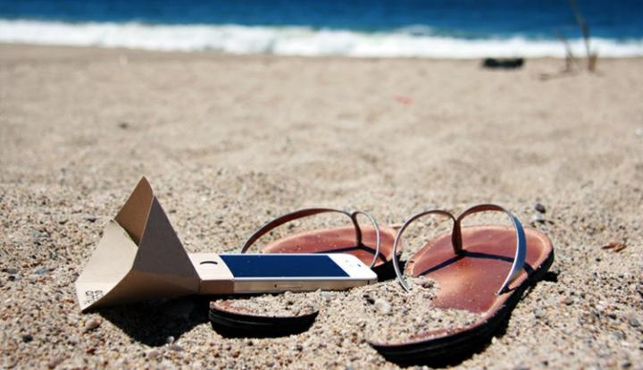 Eco-amp, altavoces ecol&oacute;gicos para el iPhone