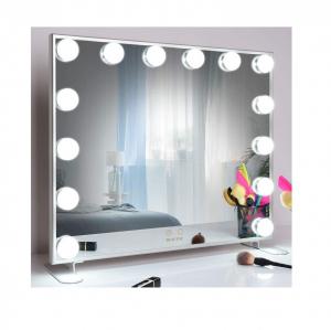 Espejo con luz para maquillaje