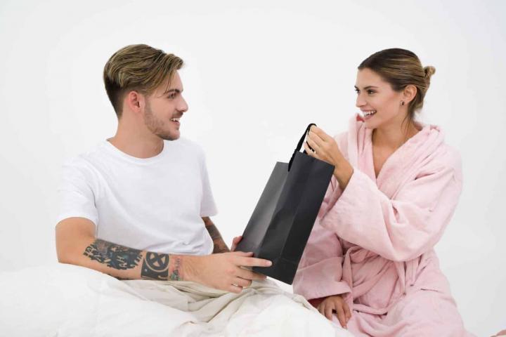 Ideas de regalos atrevidos para parejas