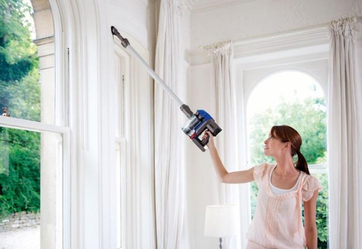 Regalos prácticos para casa: aspirador Dyson DC35