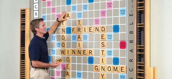 Scrabble gigante